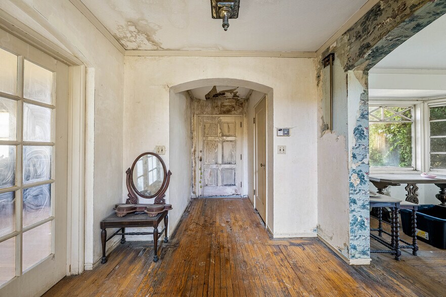 More Photos Of 743 College City Rd, Arbuckle Apartments For Sale