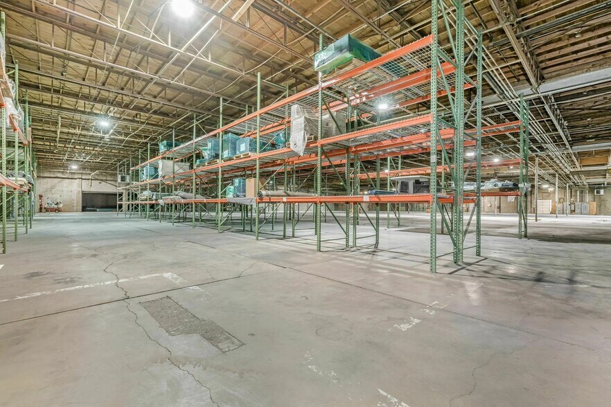 More Photos Of 907 SE 2nd Ave, Amarillo Warehouse For Lease