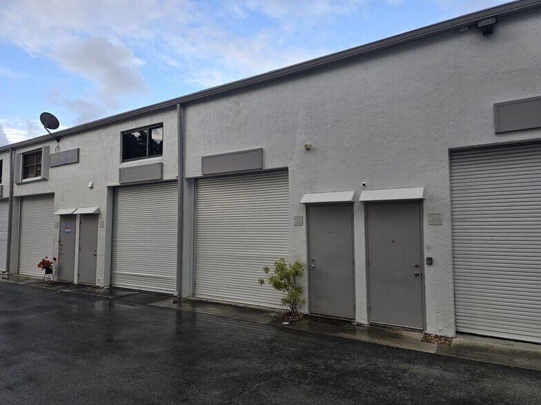 Primary Photo Of 1771 Blount Rd, Pompano Beach Warehouse For Sale