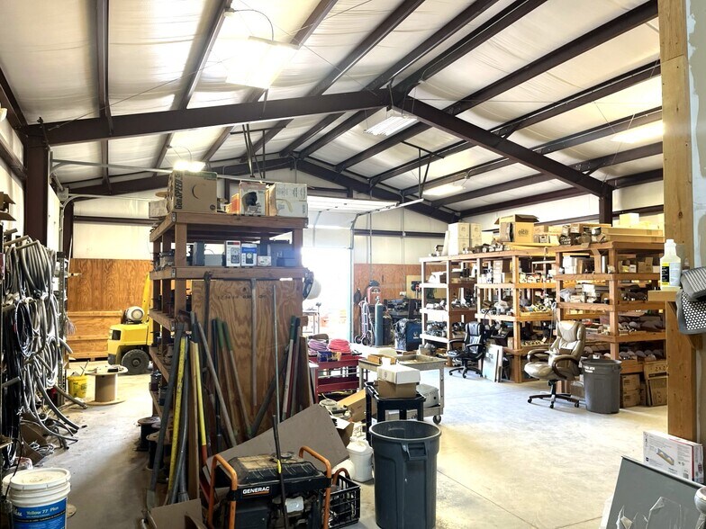 More Photos Of 3810 Spraberry Dr, San Angelo Flex For Sale