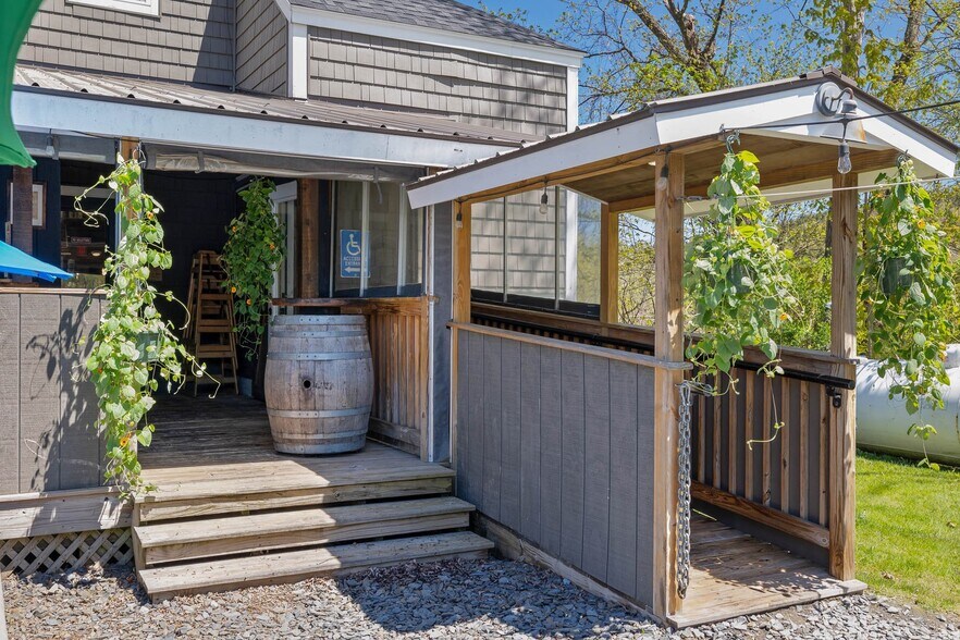 More Photos Of 5351 Main St, Waitsfield Restaurant For Sale