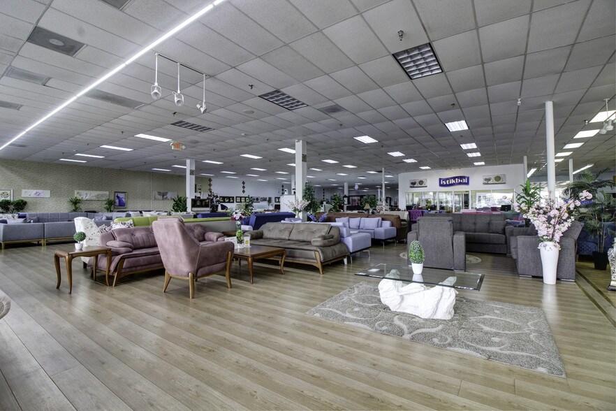 More Photos Of 3226 Hillcroft St, Houston Freestanding For Sale