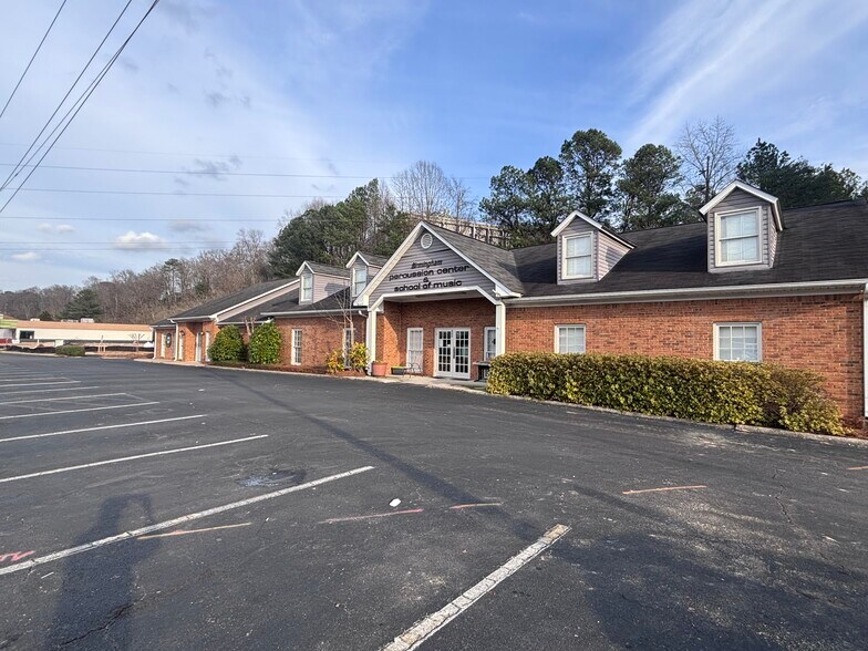 More Photos Of 220-740 Old Town Rd, Birmingham Unknown For Lease