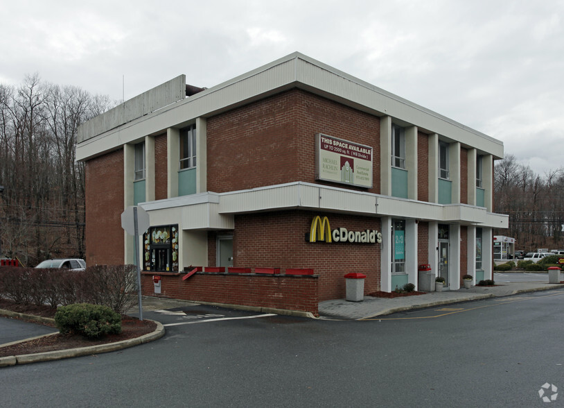 Primary Photo Of 109 Skyline Dr, Ringwood Medical For Lease