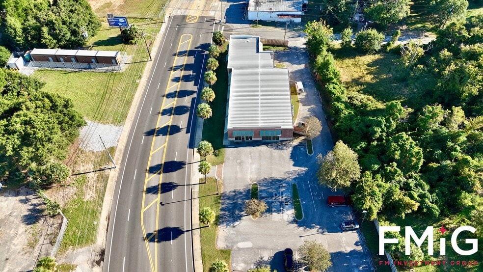 More Photos Of 2525 N Palafox St, Pensacola Medical For Lease