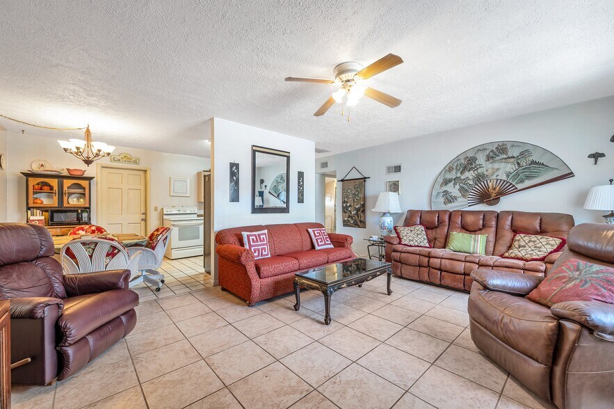 More Photos Of 1803 Gulf Blvd, Indian Rocks Beach Hotel For Sale