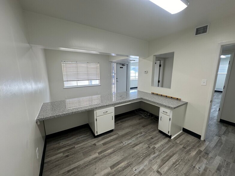 More Photos Of 2731 H St, Bakersfield Medical For Sale