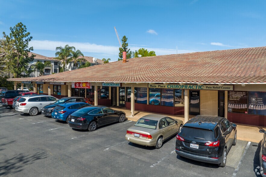 More Photos Of 1111 W Town and Country Rd, Orange Medical For Sale