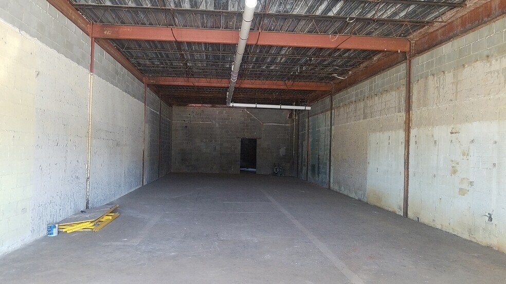 More Photos Of 502-514 6th St N, Texas City General Retail For Sale