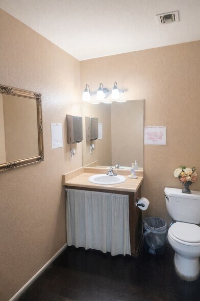 More Photos Of 1801 W 24th St, Yuma Healthcare For Sale