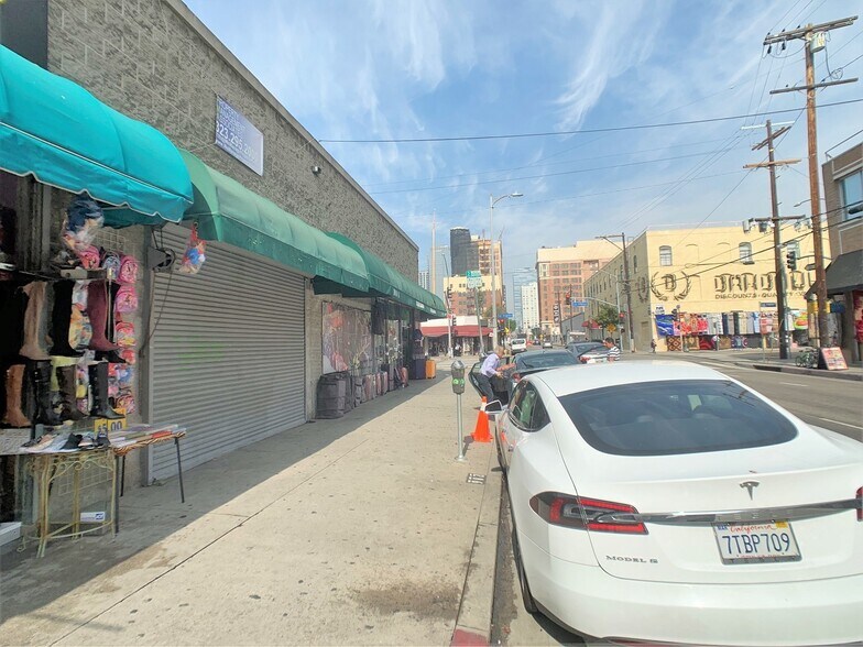 More Photos Of 1100-1106 S Los Angeles St, Los Angeles General Retail For Sale