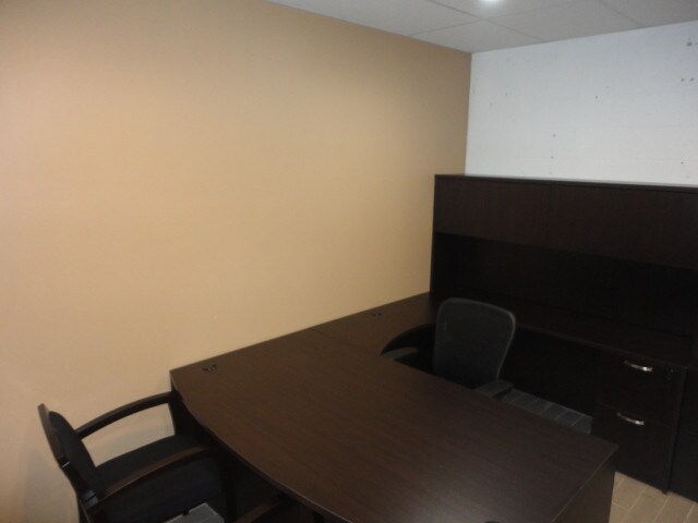 More Photos Of 319 SW 13th Ave, Pompano Beach Light Distribution For Lease