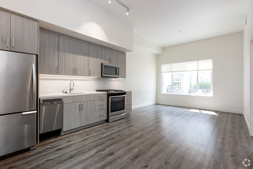 More Photos Of 1200 S Broadway, Los Angeles Apartments For Lease