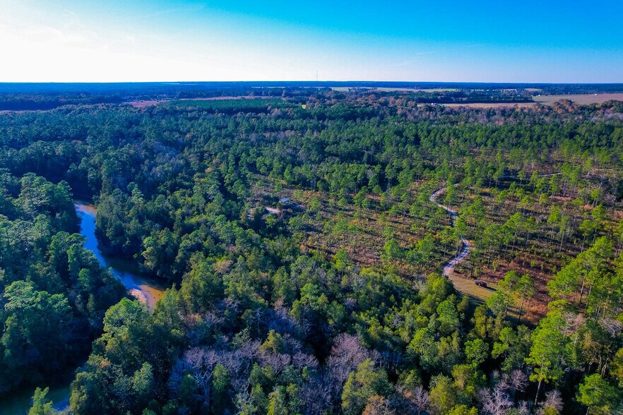 More Photos Of 7009 Creek Stone Rd, Milton Lodge Meeting Hall For Sale