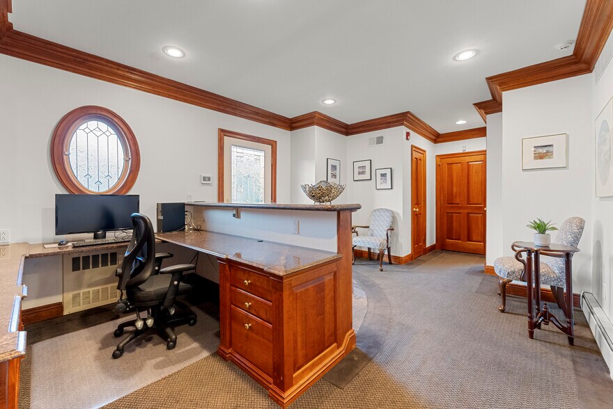 More Photos Of 77 Jefferson Plz, Totowa Office For Sale