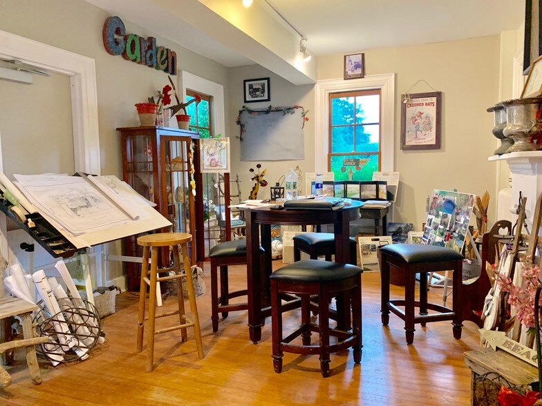 More Photos Of 229 N Main St, Sayville Storefront For Sale