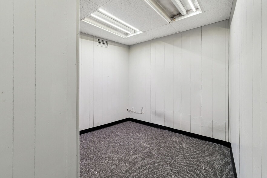 More Photos Of 715 McDuff Ave N, Jacksonville Storefront Retail Residential For Sale