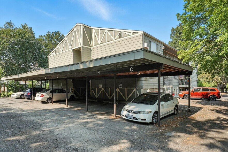 More Photos Of 1711 W 10th Ave, Spokane Multifamily For Sale