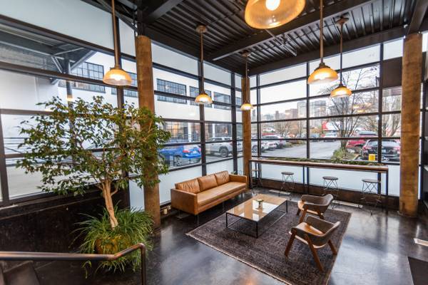 More Photos Of 1001 SE Water Ave, Portland Loft Creative Space For Lease