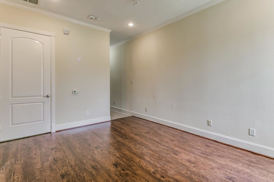 More Photos Of 140 Eldridge Rd, Sugar Land Medical For Lease