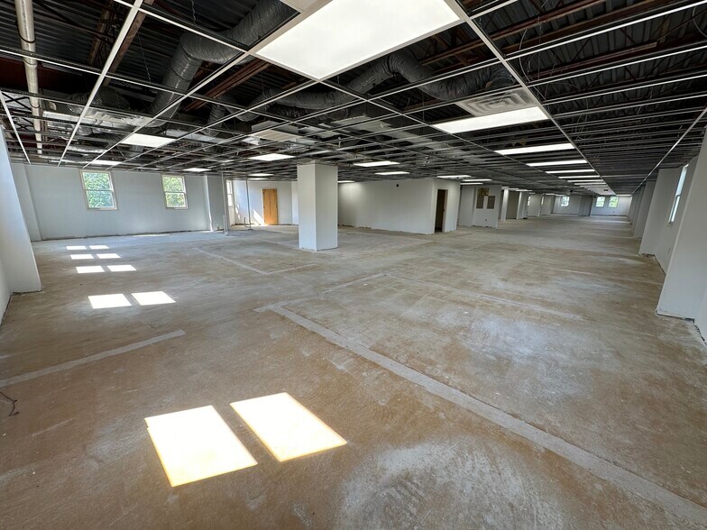 More Photos Of 795 E Marshall St, West Chester Medical For Lease