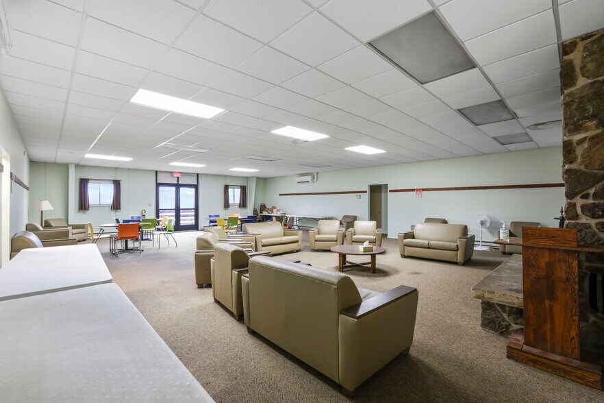 More Photos Of 5734 Durbin Rd, Bellville Specialty For Sale