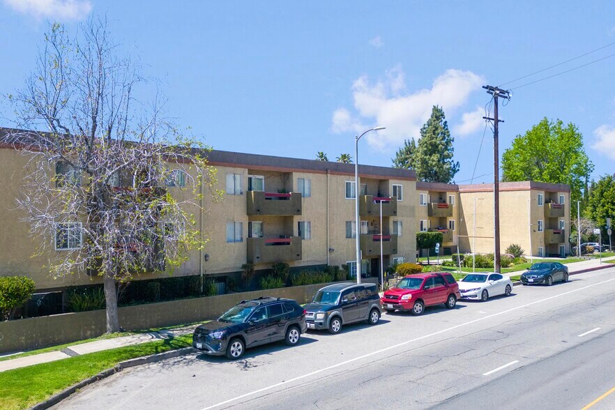 More Photos Of 13266 Foothill Blvd, Sylmar Apartments For Sale