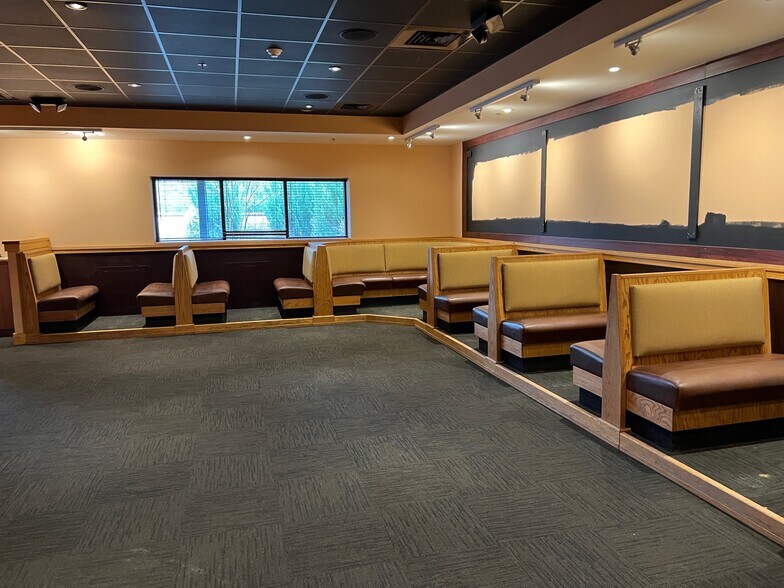 More Photos Of 3750 Hamilton Blvd, Allentown General Retail For Sale