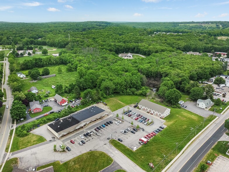 More Photos Of 41-61 Main St, Hebron Restaurant For Lease