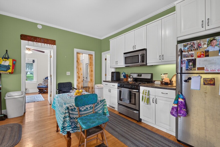 More Photos Of 446 Madison St NE, Minneapolis Multifamily For Sale