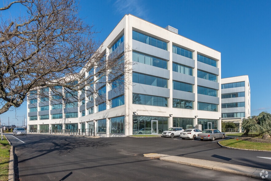 Primary Photo Of 1 Old Country Rd, Carle Place Office For Lease