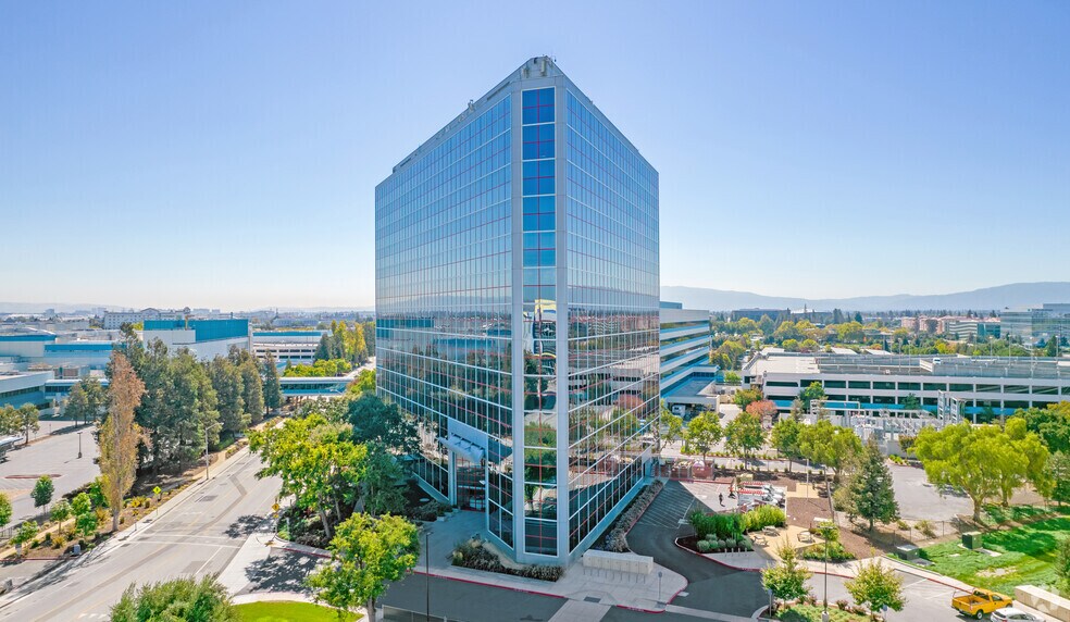 More Photos Of 2350 Mission College Blvd, Santa Clara Office For Lease