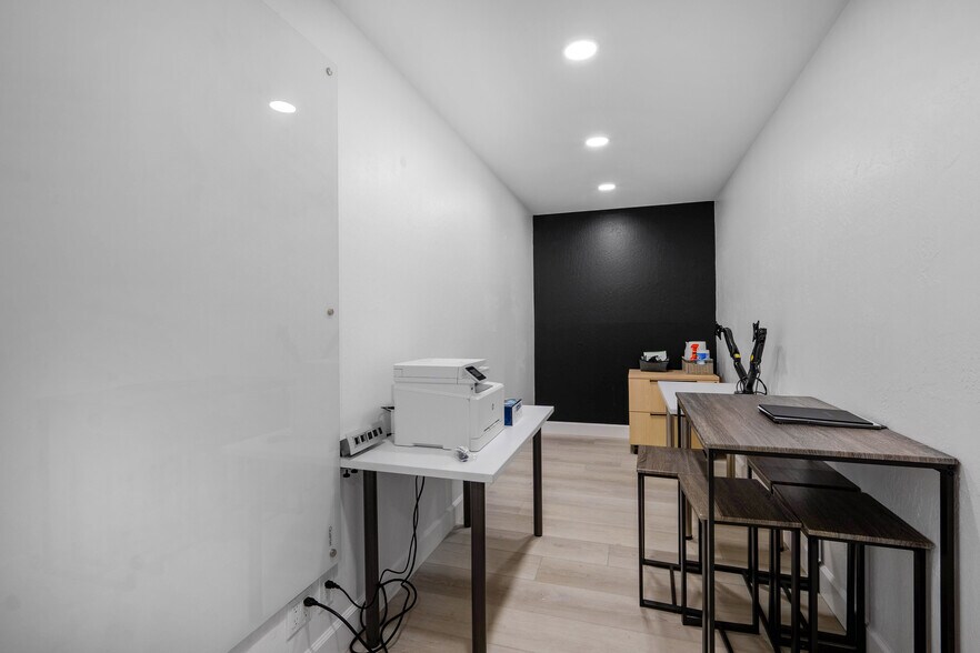 More Photos Of 50 W Main Ave, Morgan Hill Office Residential For Lease