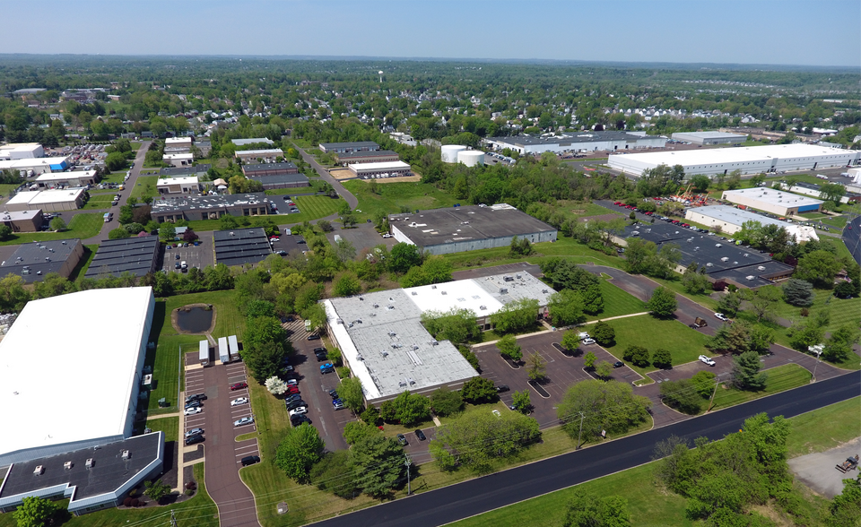 More Photos Of 730 Louis Dr, Warminster Township Warehouse For Lease