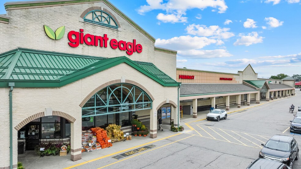 More Photos Of 4476 Abbe Road North, Sheffield Village General Retail For Lease