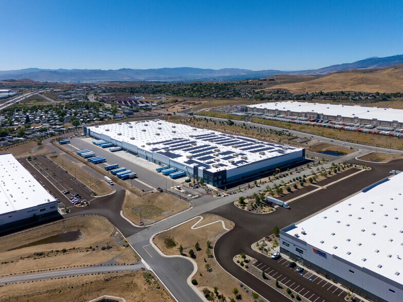 More Photos Of 8000 N Virginia St, Reno Warehouse For Lease