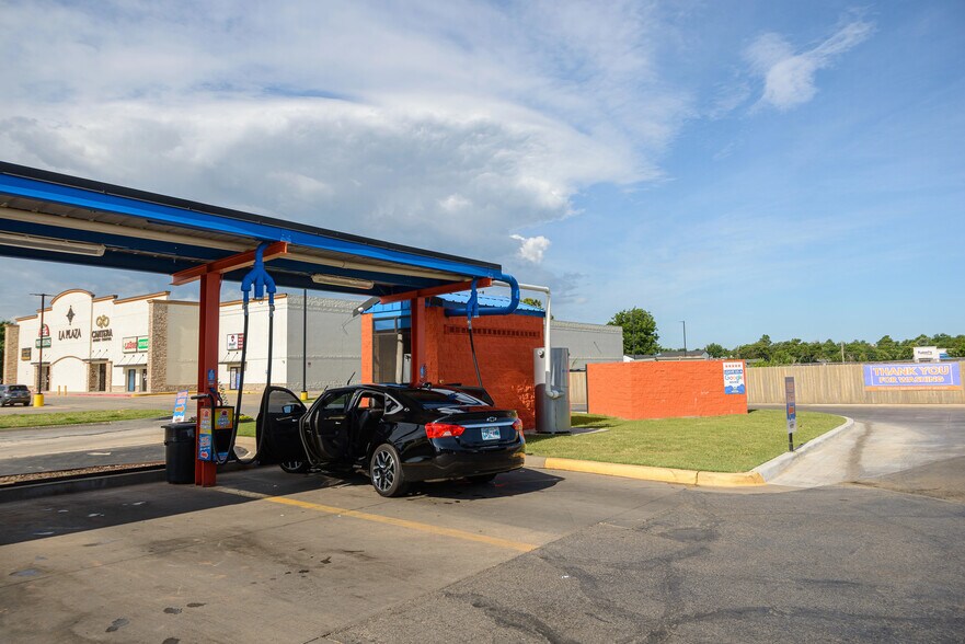 More Photos Of 3801 N MacArthur Blvd, Warr Acres Carwash For Sale