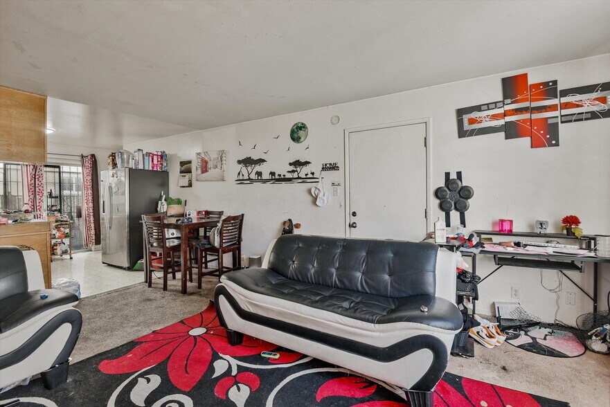 More Photos Of 1927 82nd Ave, Oakland Apartments For Sale