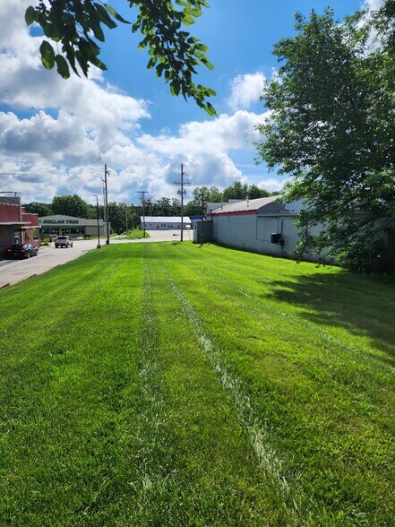 More Photos Of 1530 S 11th St, Nebraska City Auto Repair For Sale