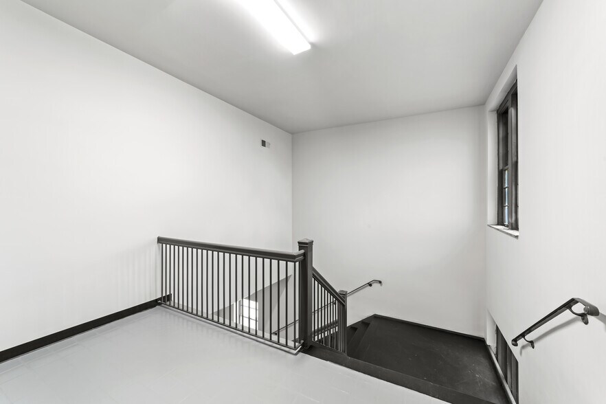 More Photos Of 1105 2nd Ave, Akron Apartments For Sale