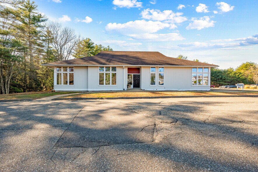 More Photos Of 72 W Stafford Rd, Stafford Springs Medical For Sale