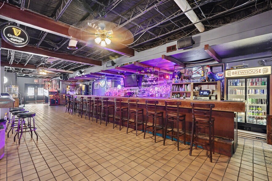 More Photos Of 244 N Water St, Kent Bar For Sale