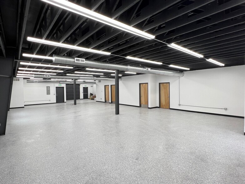 More Photos Of 1978-1980 S Acoma St, Denver Light Manufacturing For Lease