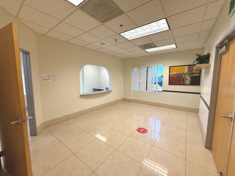 More Photos Of 1433 N Hollenbeck Ave, Covina Medical For Lease