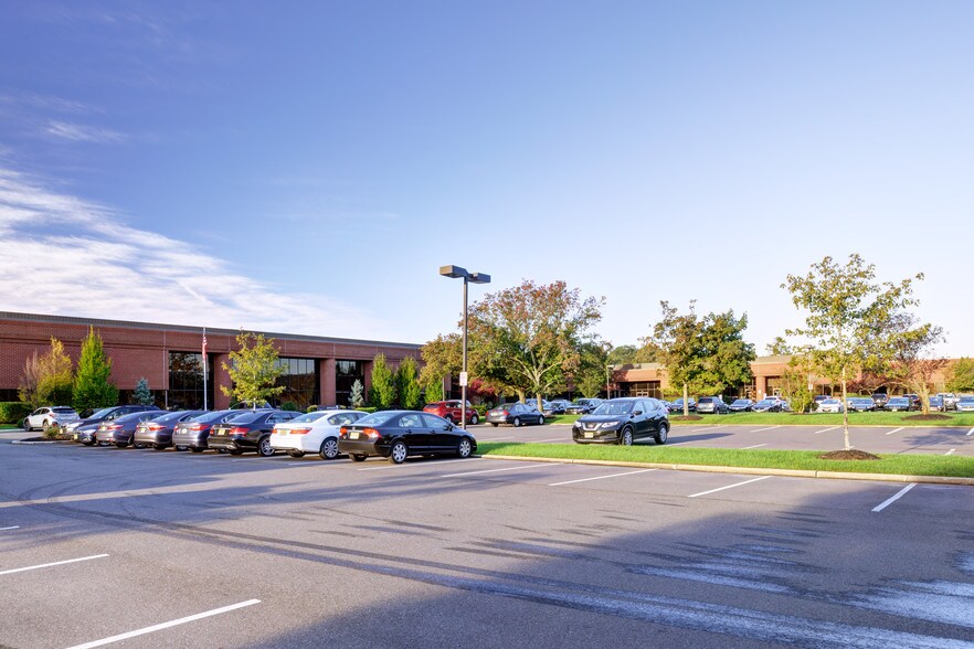 More Photos Of 315 Enterprise Dr, Plainsboro Research And Development For Lease