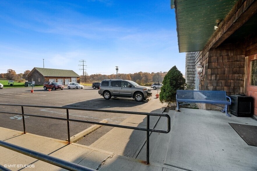 More Photos Of 100 Egbertson Rd, Campbell Hall Loft Creative Space For Lease