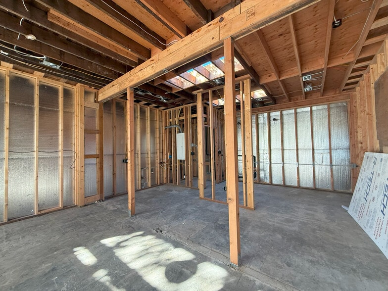 More Photos Of 2600 E Union St, Seattle Restaurant For Sale