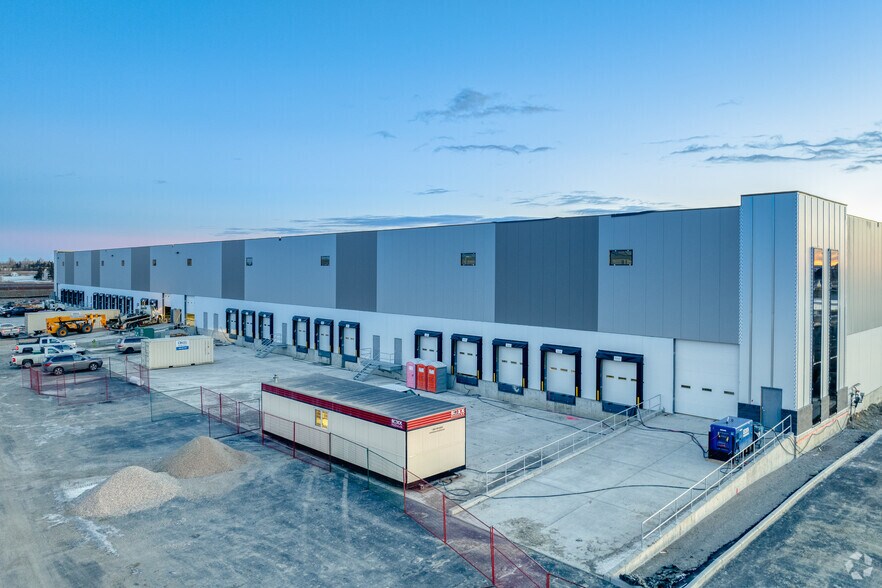 More Photos Of 292230 Wagon Wheel Blvd, Calgary Unknown For Lease