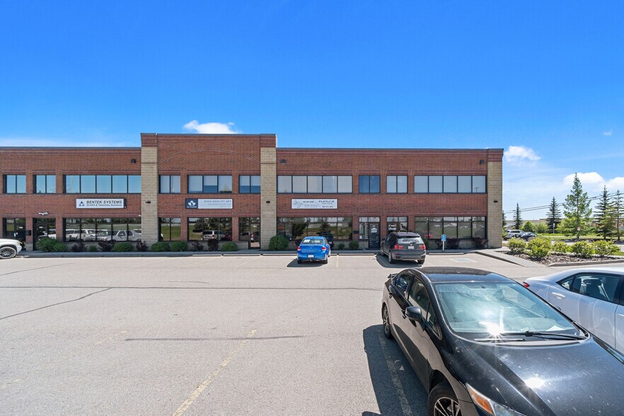More Photos Of 3750 46th Ave SE, Calgary Warehouse For Sale