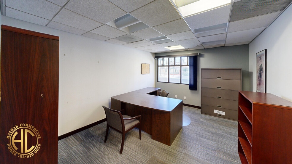 More Photos Of 500 S 4th St, Las Vegas Office For Sale